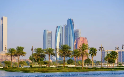 Top Reasons to Invest in Abu Dhabi's Thriving Real Estate Market in 2025